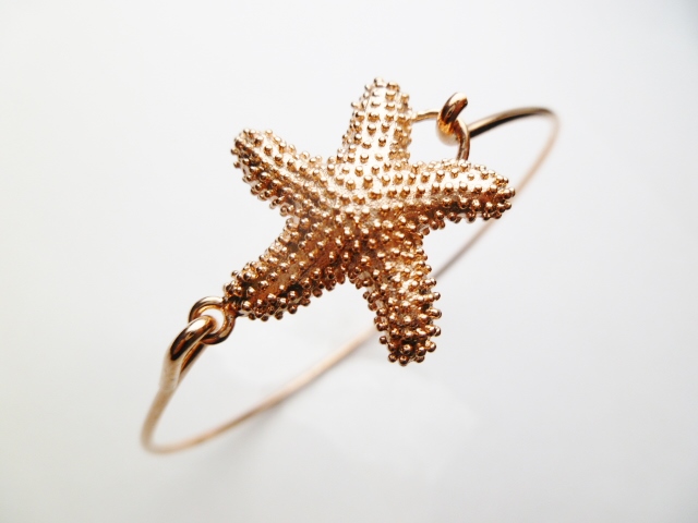 Cable Bracelet 8' with Rose Gold Plated Star Fish Pendant​